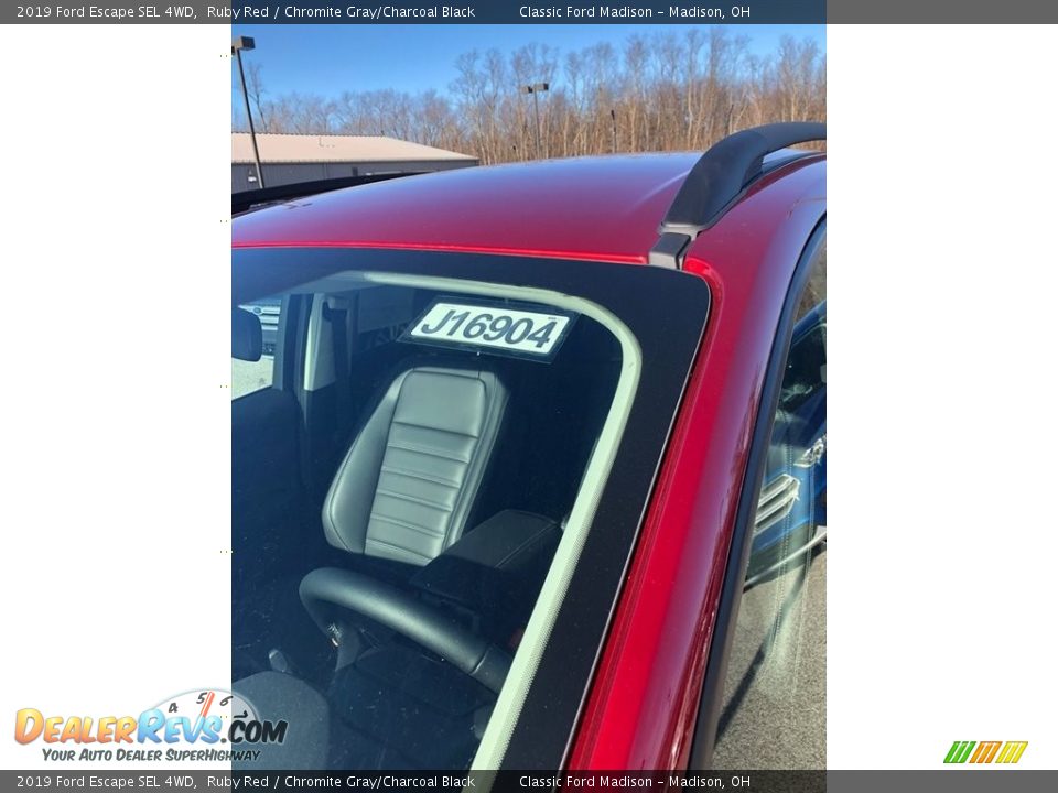 2019 Ford Escape SEL 4WD Ruby Red / Chromite Gray/Charcoal Black Photo #2