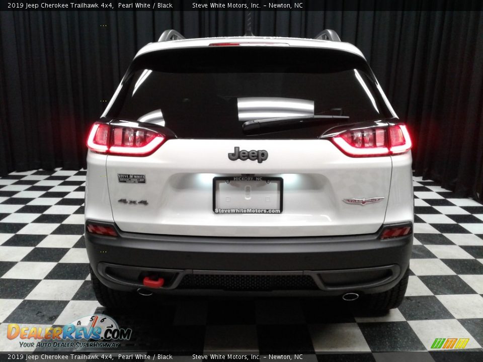 2019 Jeep Cherokee Trailhawk 4x4 Pearl White / Black Photo #7