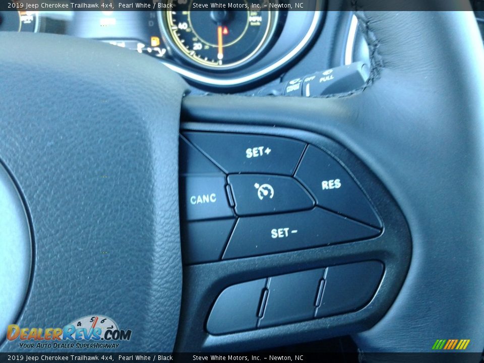 2019 Jeep Cherokee Trailhawk 4x4 Pearl White / Black Photo #19