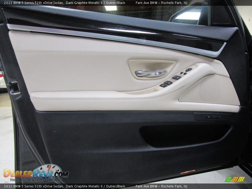 2013 BMW 5 Series 528i xDrive Sedan Dark Graphite Metallic II / Oyster/Black Photo #7