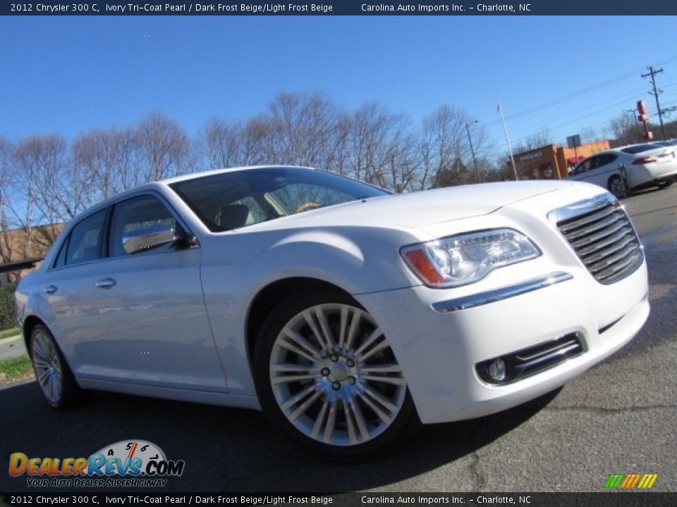 2012 Chrysler 300 C Ivory Tri-Coat Pearl / Dark Frost Beige/Light Frost Beige Photo #2