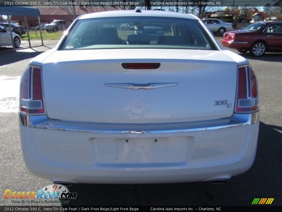 2012 Chrysler 300 C Ivory Tri-Coat Pearl / Dark Frost Beige/Light Frost Beige Photo #9