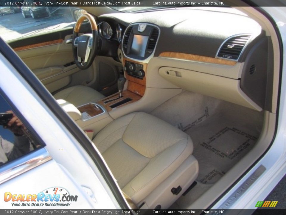 2012 Chrysler 300 C Ivory Tri-Coat Pearl / Dark Frost Beige/Light Frost Beige Photo #22