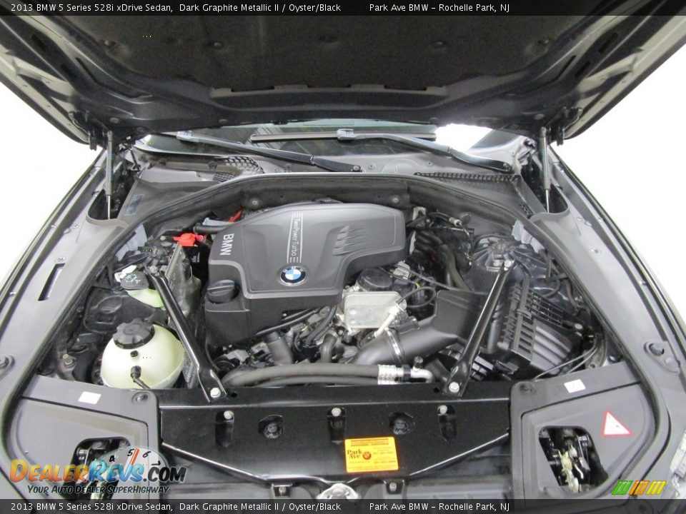2013 BMW 5 Series 528i xDrive Sedan Dark Graphite Metallic II / Oyster/Black Photo #28