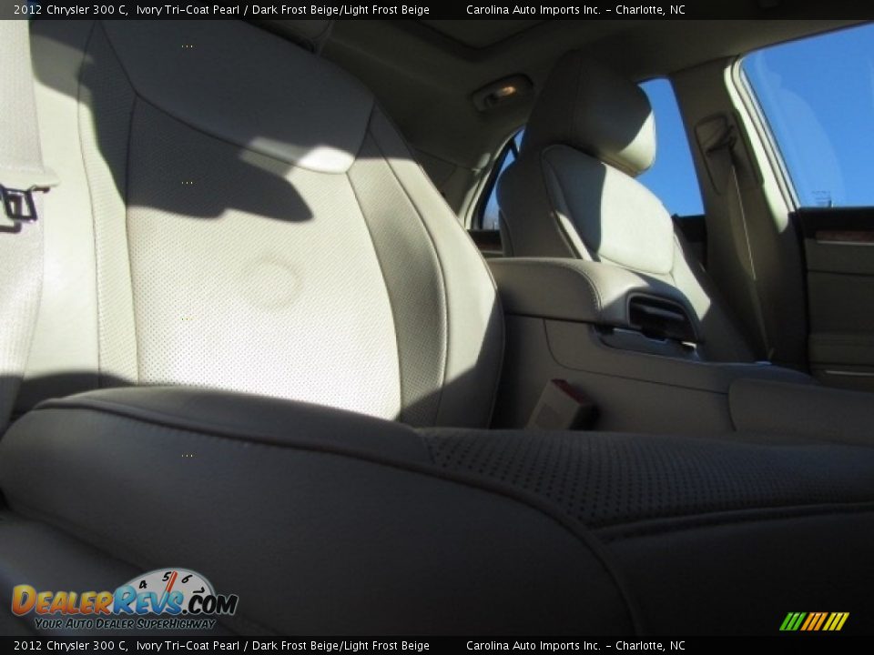 2012 Chrysler 300 C Ivory Tri-Coat Pearl / Dark Frost Beige/Light Frost Beige Photo #23
