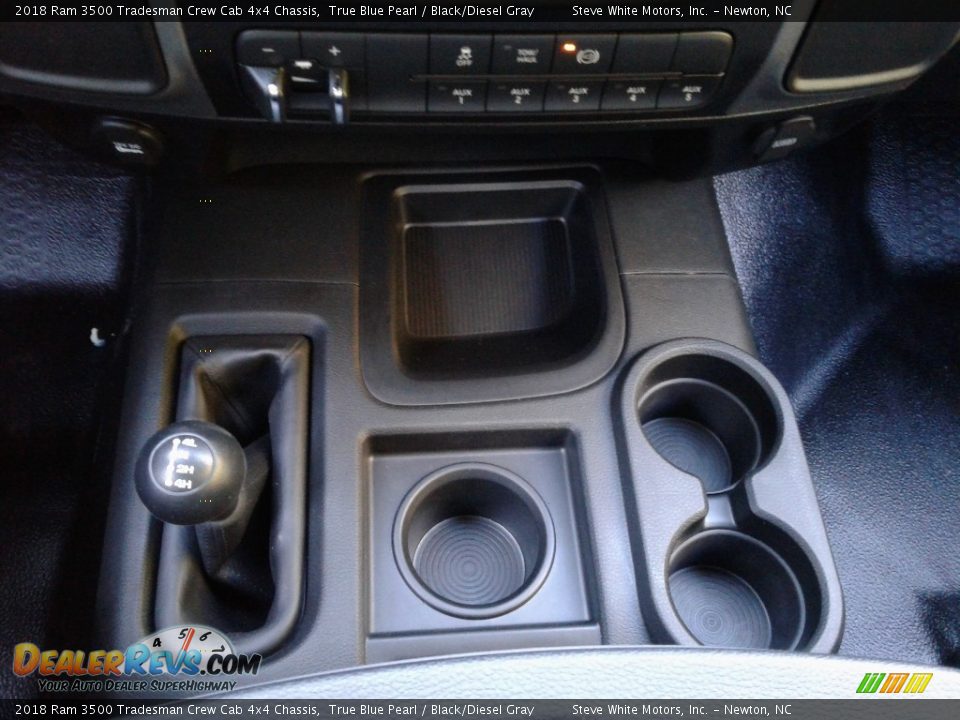 2018 Ram 3500 Tradesman Crew Cab 4x4 Chassis True Blue Pearl / Black/Diesel Gray Photo #23