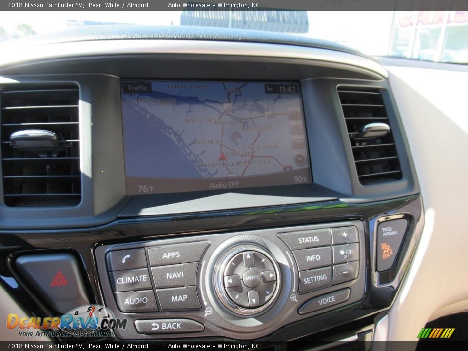 2018 Nissan Pathfinder SV Pearl White / Almond Photo #17
