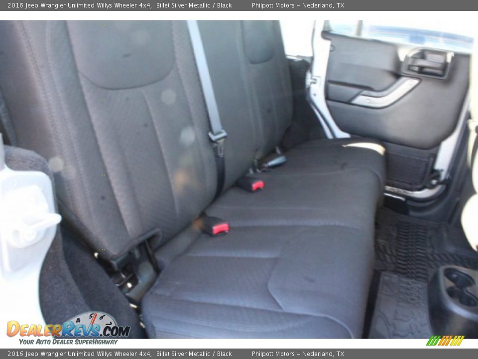 2016 Jeep Wrangler Unlimited Willys Wheeler 4x4 Billet Silver Metallic / Black Photo #21