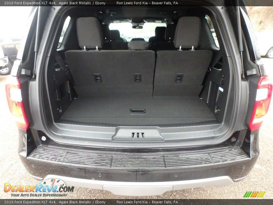 2019 Ford Expedition XLT 4x4 Trunk Photo #4