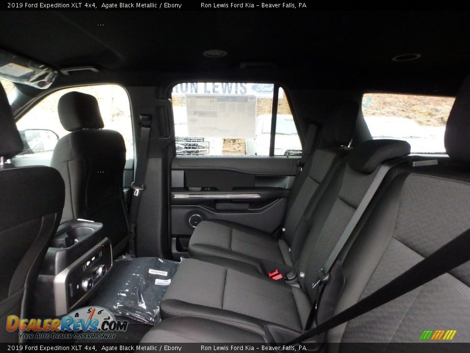 Rear Seat of 2019 Ford Expedition XLT 4x4 Photo #12