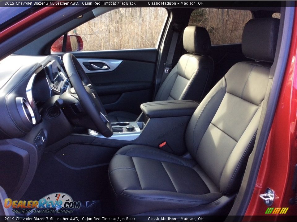 Front Seat of 2019 Chevrolet Blazer 3.6L Leather AWD Photo #10