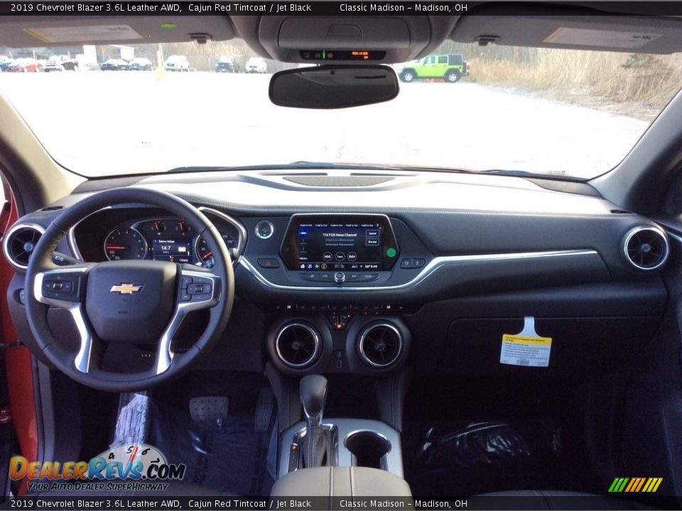 Dashboard of 2019 Chevrolet Blazer 3.6L Leather AWD Photo #11