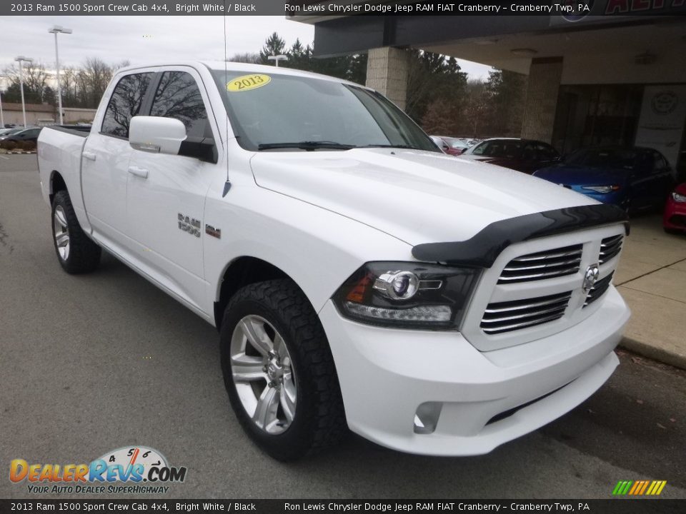 2013 Ram 1500 Sport Crew Cab 4x4 Bright White / Black Photo #4
