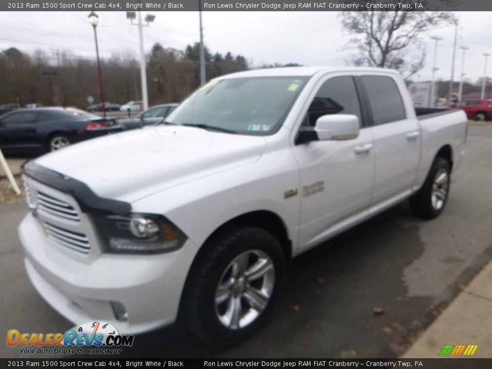 2013 Ram 1500 Sport Crew Cab 4x4 Bright White / Black Photo #6