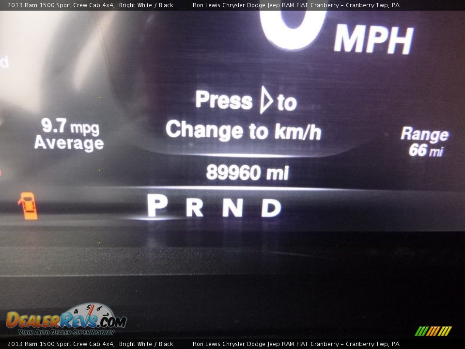 2013 Ram 1500 Sport Crew Cab 4x4 Bright White / Black Photo #17