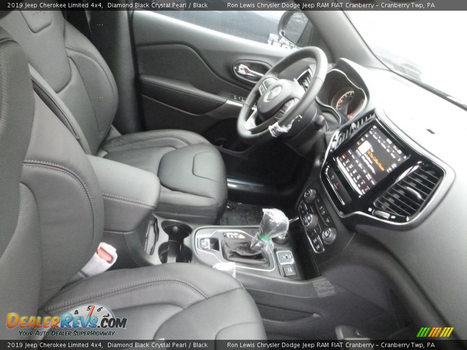 2019 Jeep Cherokee Limited 4x4 Diamond Black Crystal Pearl / Black Photo #10