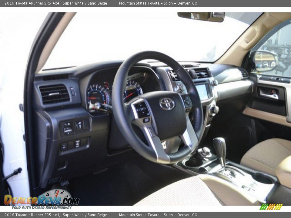 2016 Toyota 4Runner SR5 4x4 Super White / Sand Beige Photo #10
