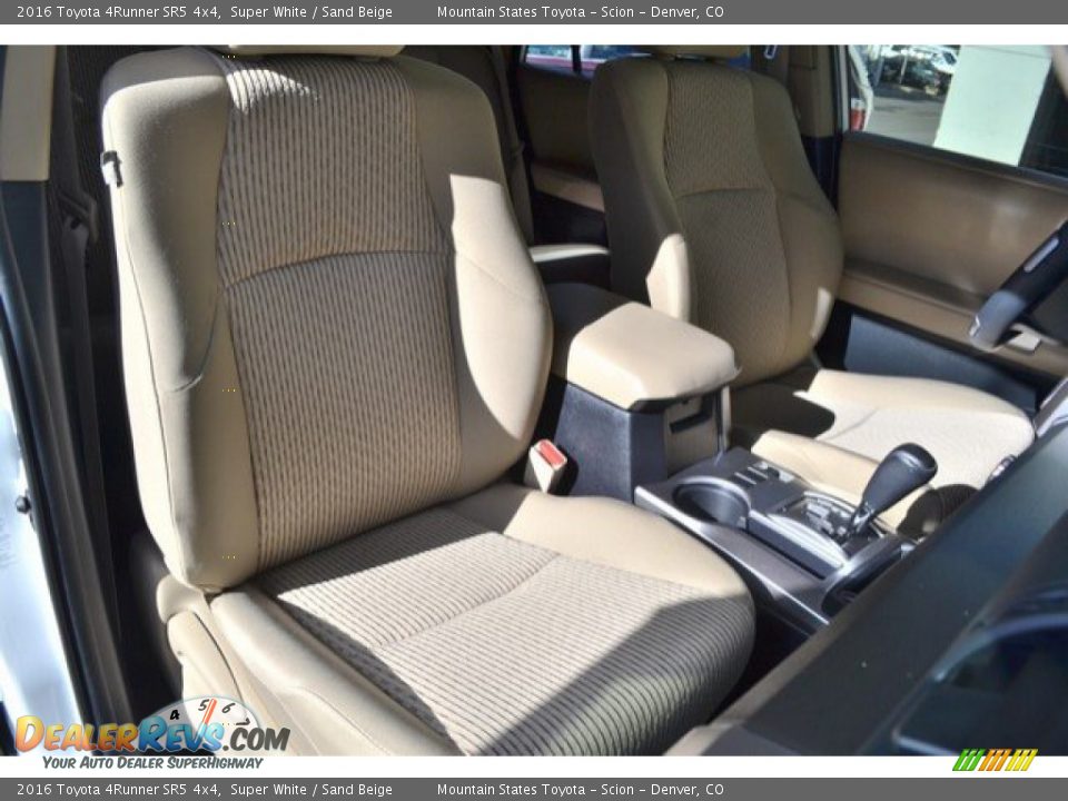 2016 Toyota 4Runner SR5 4x4 Super White / Sand Beige Photo #18