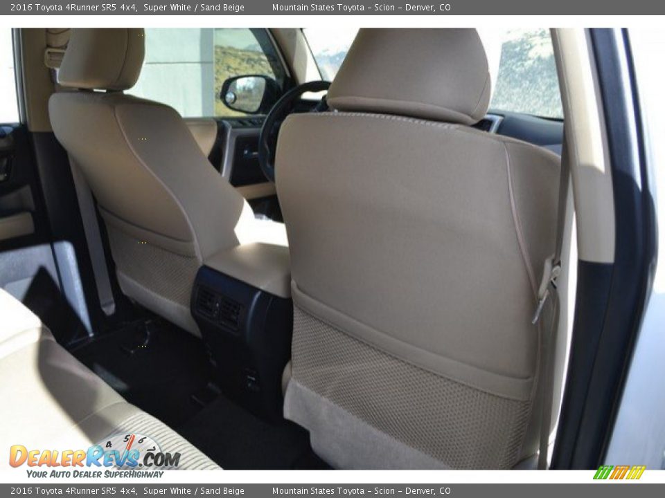 2016 Toyota 4Runner SR5 4x4 Super White / Sand Beige Photo #20