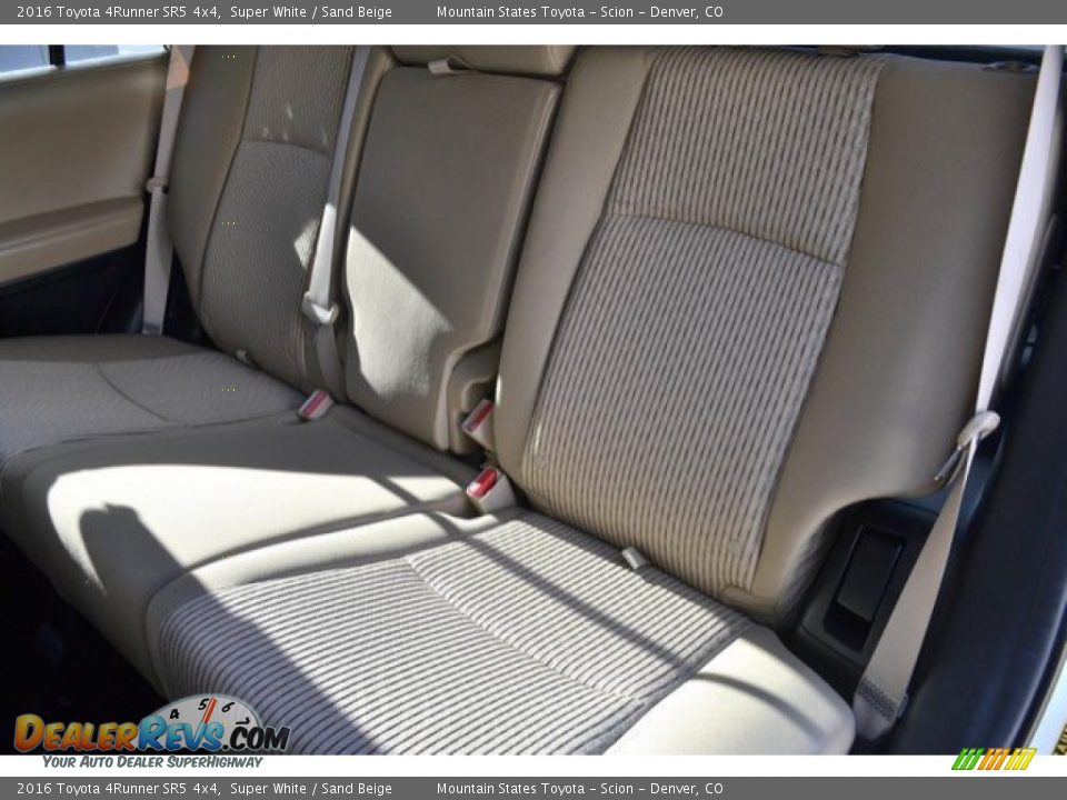 2016 Toyota 4Runner SR5 4x4 Super White / Sand Beige Photo #22