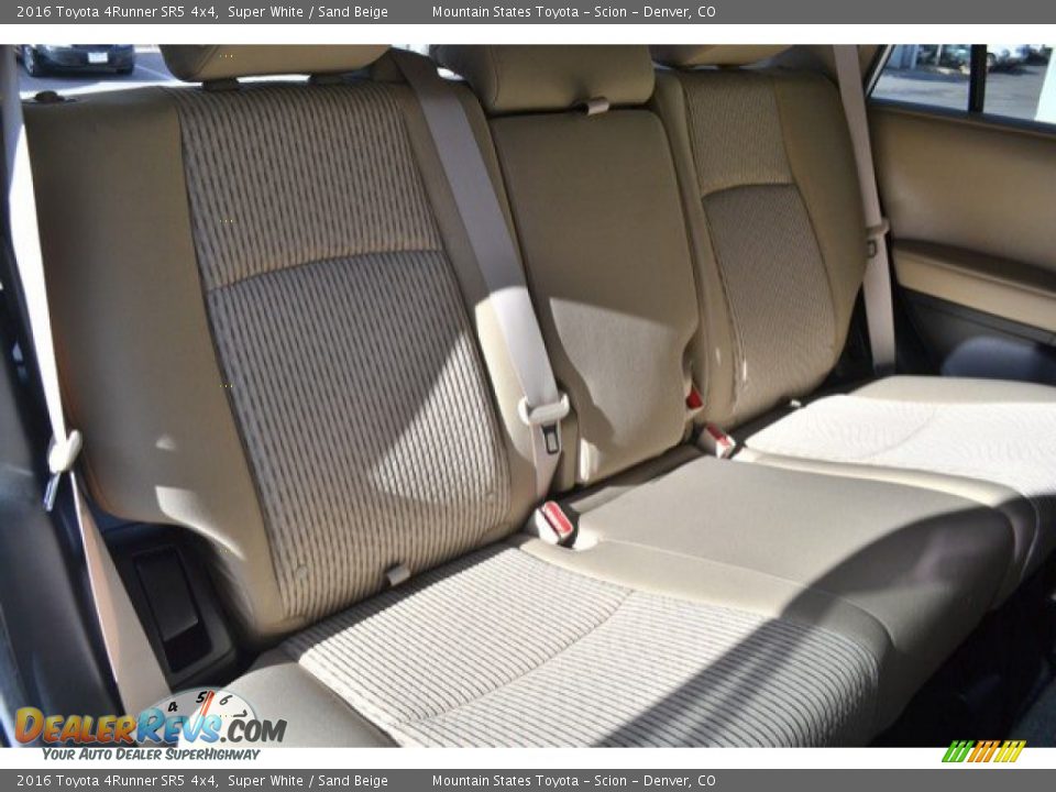 2016 Toyota 4Runner SR5 4x4 Super White / Sand Beige Photo #23
