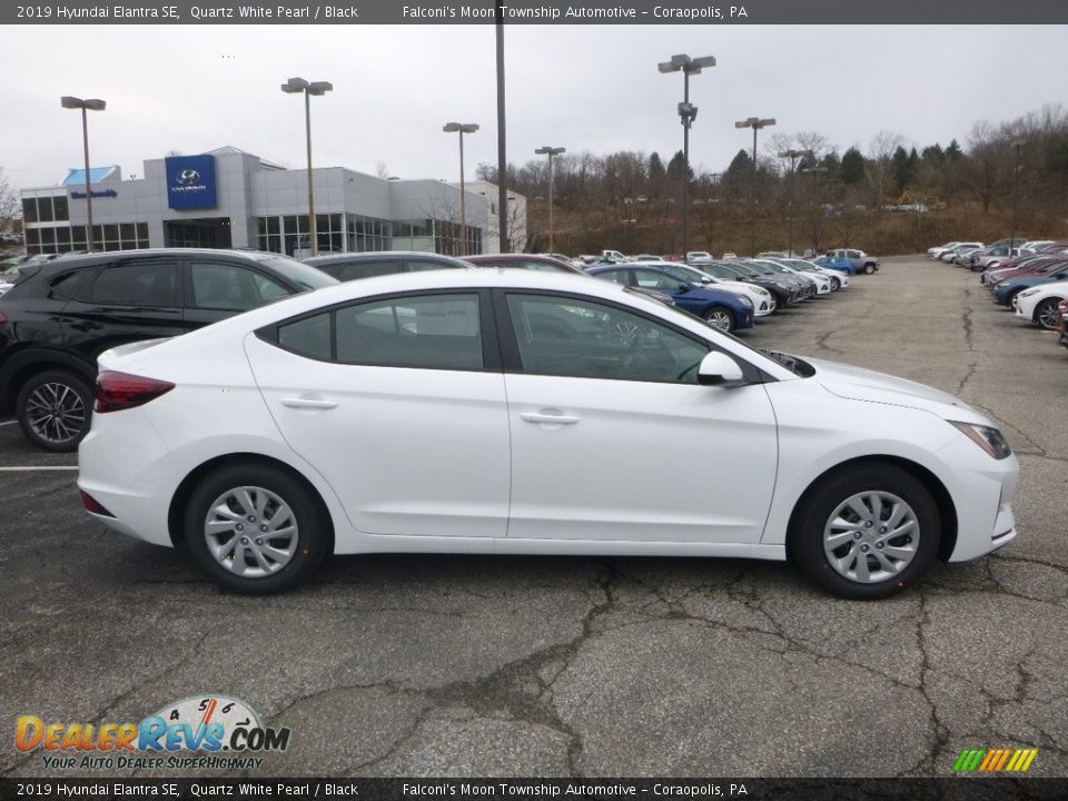 2019 Hyundai Elantra SE Quartz White Pearl / Black Photo #1