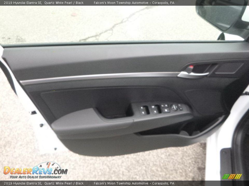 2019 Hyundai Elantra SE Quartz White Pearl / Black Photo #11