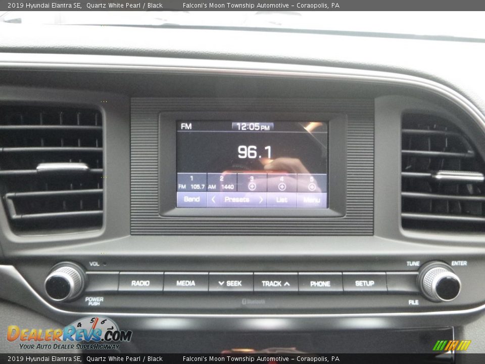 2019 Hyundai Elantra SE Quartz White Pearl / Black Photo #14