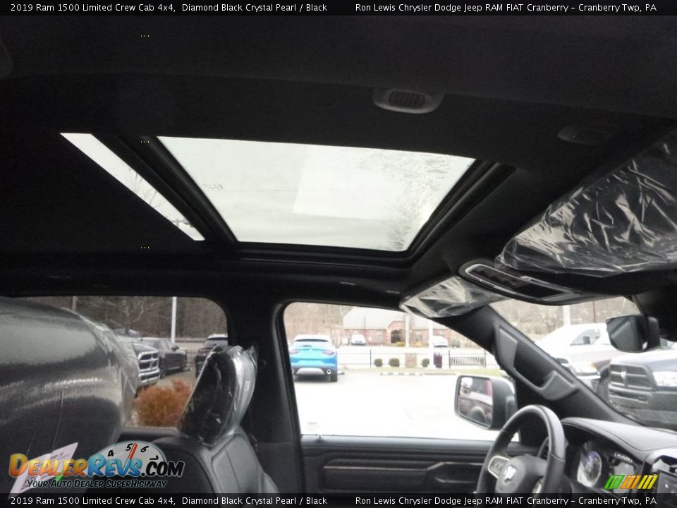 2019 Ram 1500 Limited Crew Cab 4x4 Diamond Black Crystal Pearl / Black Photo #12