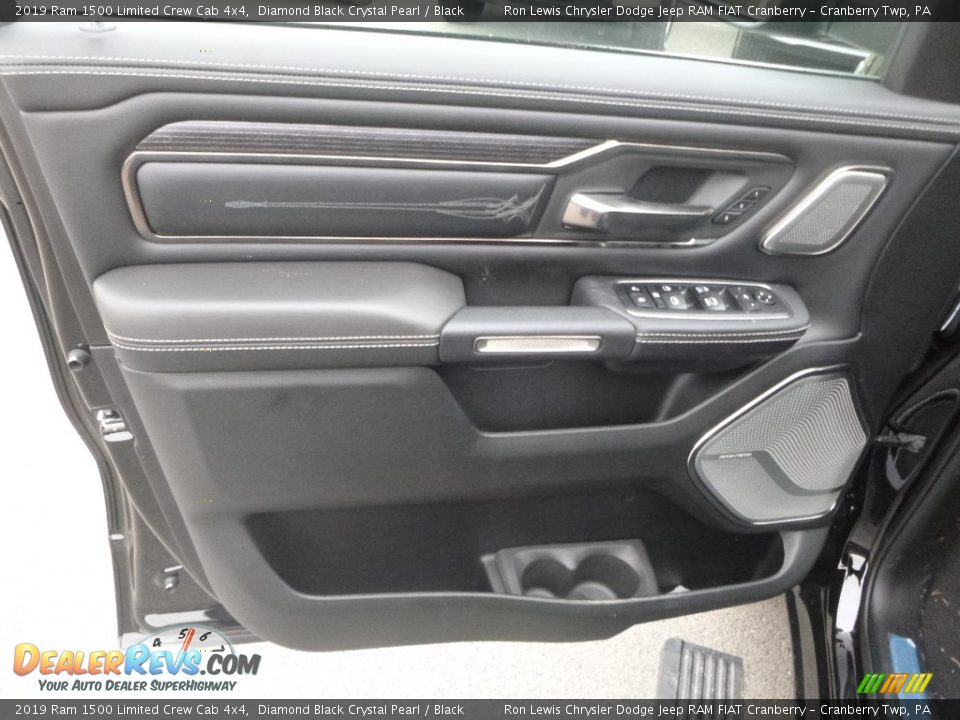 2019 Ram 1500 Limited Crew Cab 4x4 Diamond Black Crystal Pearl / Black Photo #14