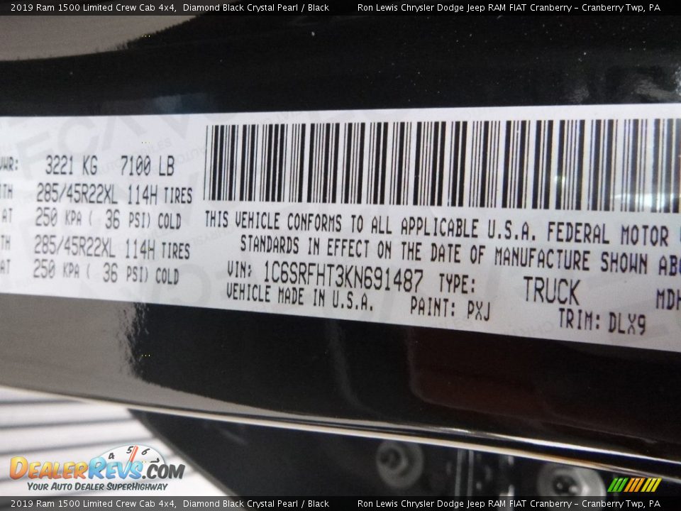 2019 Ram 1500 Limited Crew Cab 4x4 Diamond Black Crystal Pearl / Black Photo #15