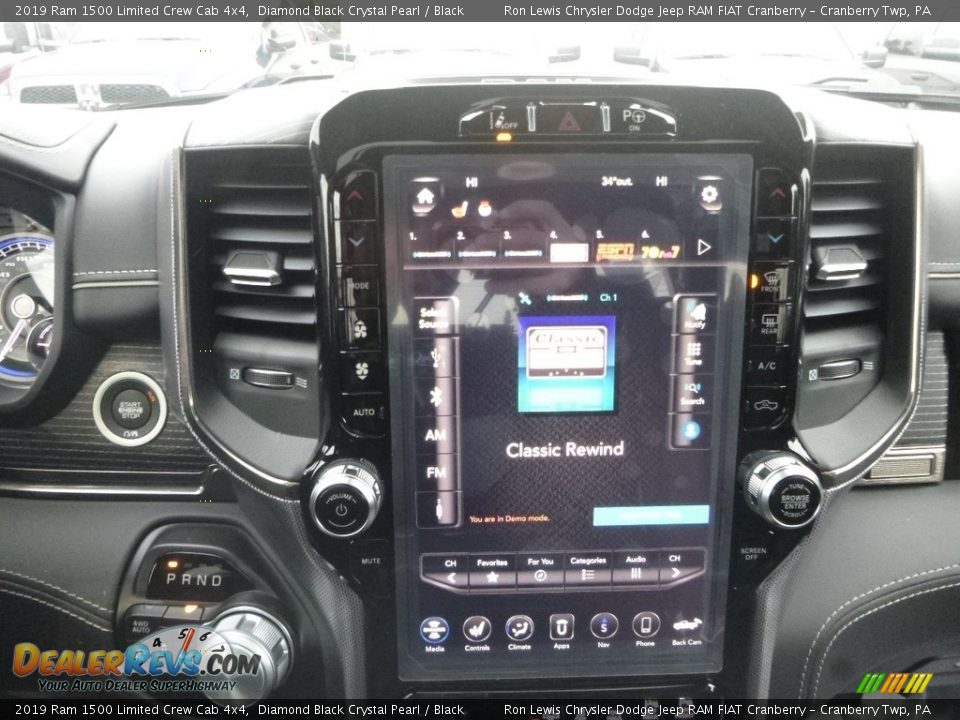 2019 Ram 1500 Limited Crew Cab 4x4 Diamond Black Crystal Pearl / Black Photo #16