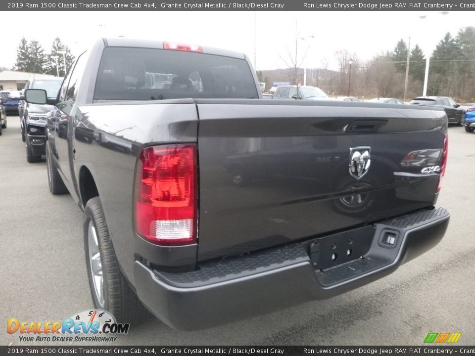 2019 Ram 1500 Classic Tradesman Crew Cab 4x4 Granite Crystal Metallic / Black/Diesel Gray Photo #4