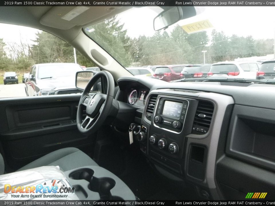 2019 Ram 1500 Classic Tradesman Crew Cab 4x4 Granite Crystal Metallic / Black/Diesel Gray Photo #11
