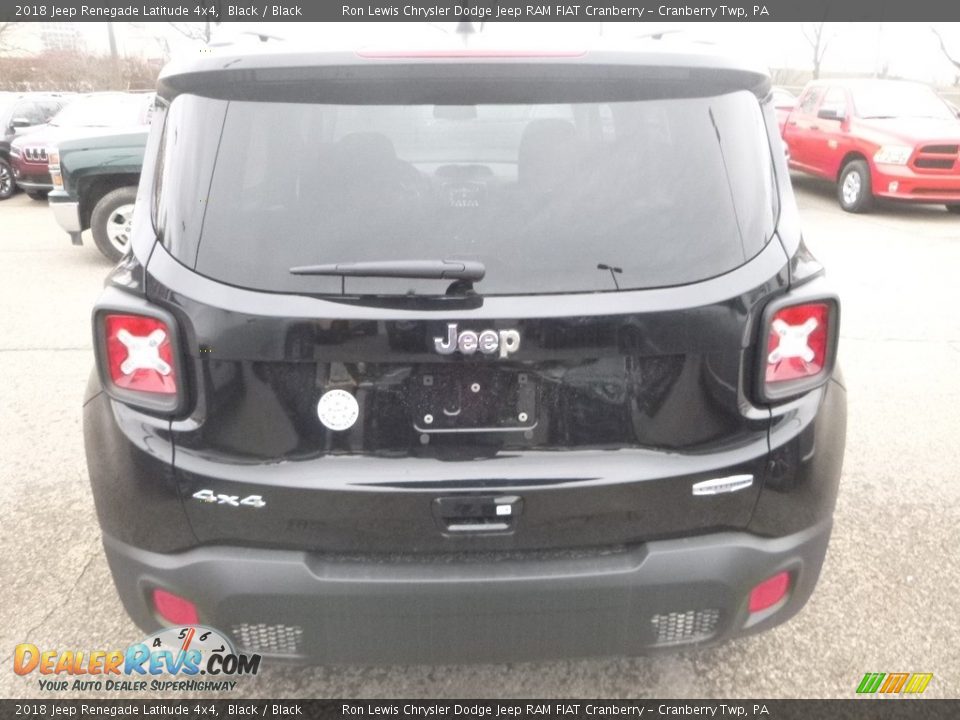 2018 Jeep Renegade Latitude 4x4 Black / Black Photo #5