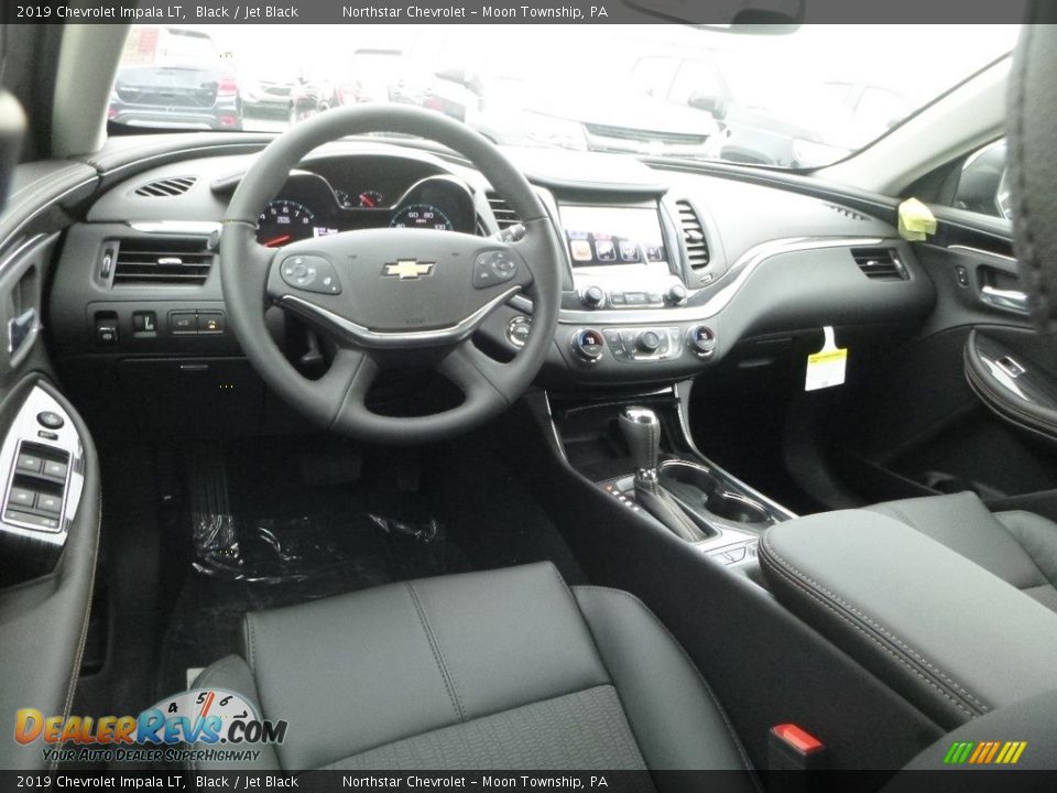 Dashboard of 2019 Chevrolet Impala LT Photo #14