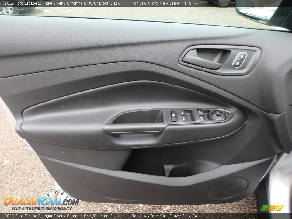 2019 Ford Escape S Ingot Silver / Chromite Gray/Charcoal Black Photo #14