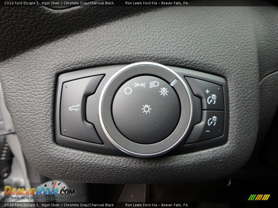 2019 Ford Escape S Ingot Silver / Chromite Gray/Charcoal Black Photo #18