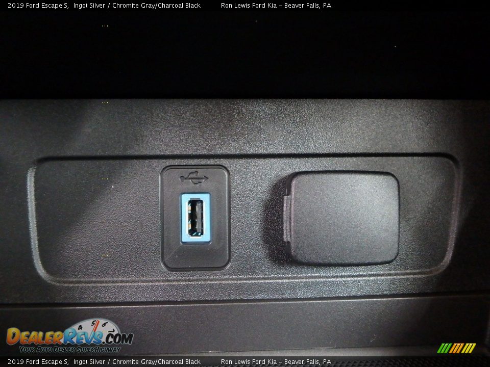 2019 Ford Escape S Ingot Silver / Chromite Gray/Charcoal Black Photo #19