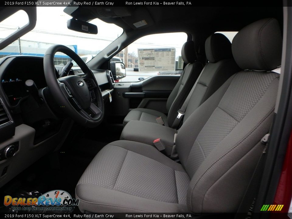 2019 Ford F150 XLT SuperCrew 4x4 Ruby Red / Earth Gray Photo #10