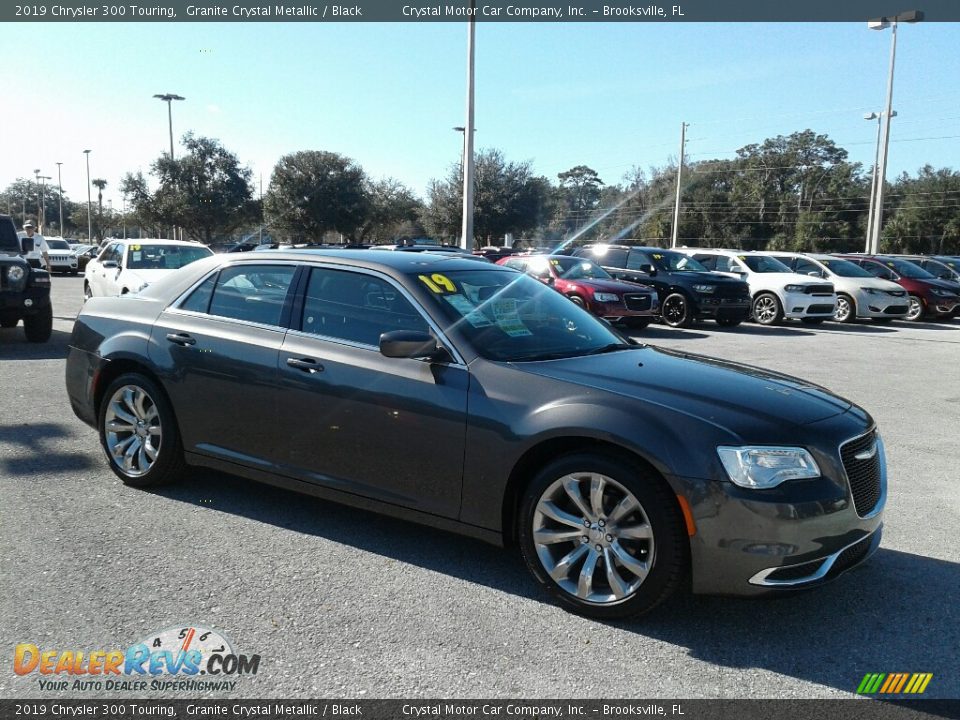 2019 Chrysler 300 Touring Granite Crystal Metallic / Black Photo #7