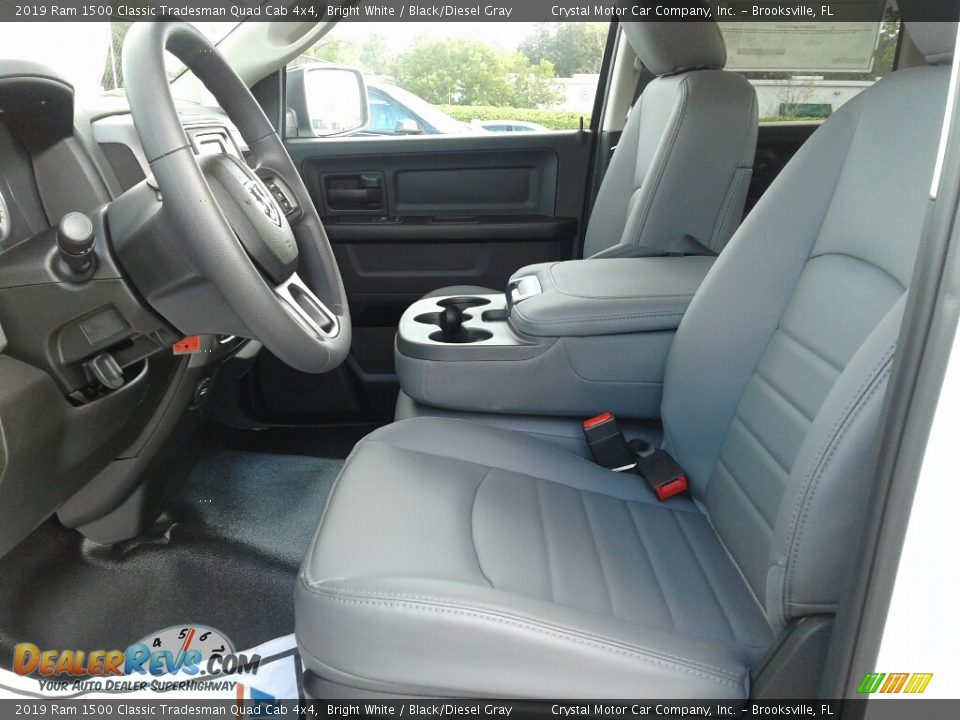 2019 Ram 1500 Classic Tradesman Quad Cab 4x4 Bright White / Black/Diesel Gray Photo #9