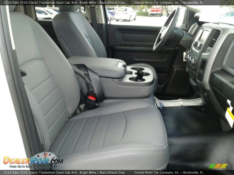 2019 Ram 1500 Classic Tradesman Quad Cab 4x4 Bright White / Black/Diesel Gray Photo #12