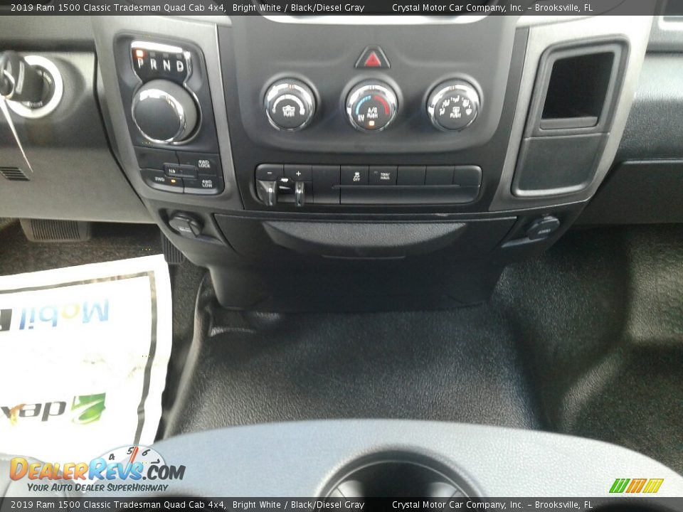 2019 Ram 1500 Classic Tradesman Quad Cab 4x4 Bright White / Black/Diesel Gray Photo #16