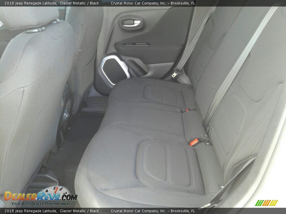2018 Jeep Renegade Latitude Glacier Metallic / Black Photo #10