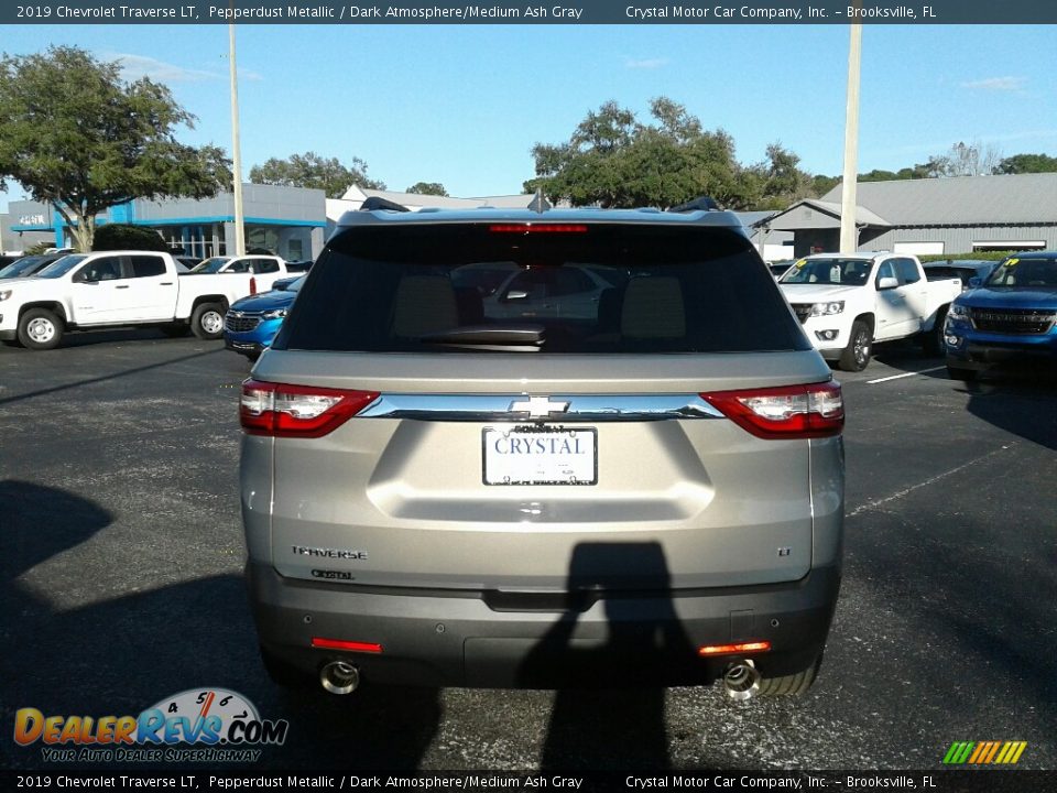 2019 Chevrolet Traverse LT Pepperdust Metallic / Dark Atmosphere/Medium Ash Gray Photo #4