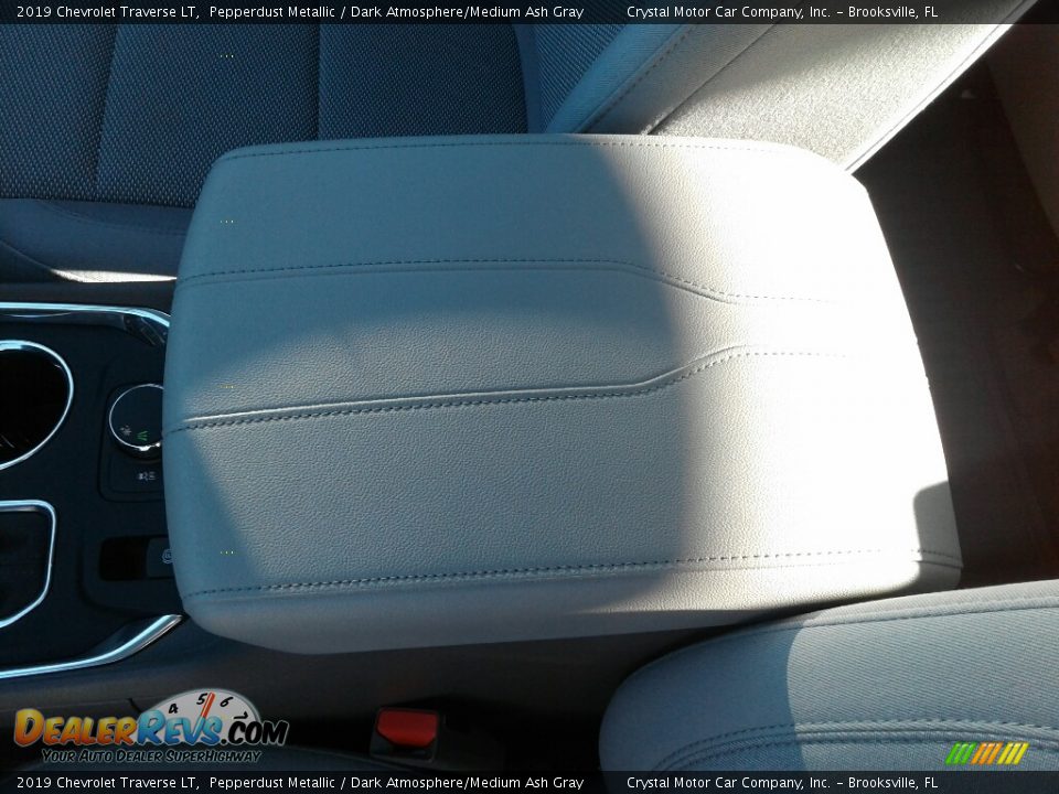 2019 Chevrolet Traverse LT Pepperdust Metallic / Dark Atmosphere/Medium Ash Gray Photo #18