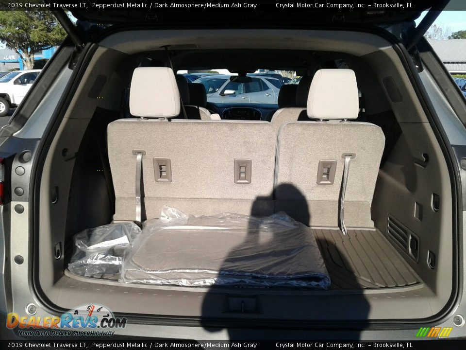 2019 Chevrolet Traverse LT Pepperdust Metallic / Dark Atmosphere/Medium Ash Gray Photo #19