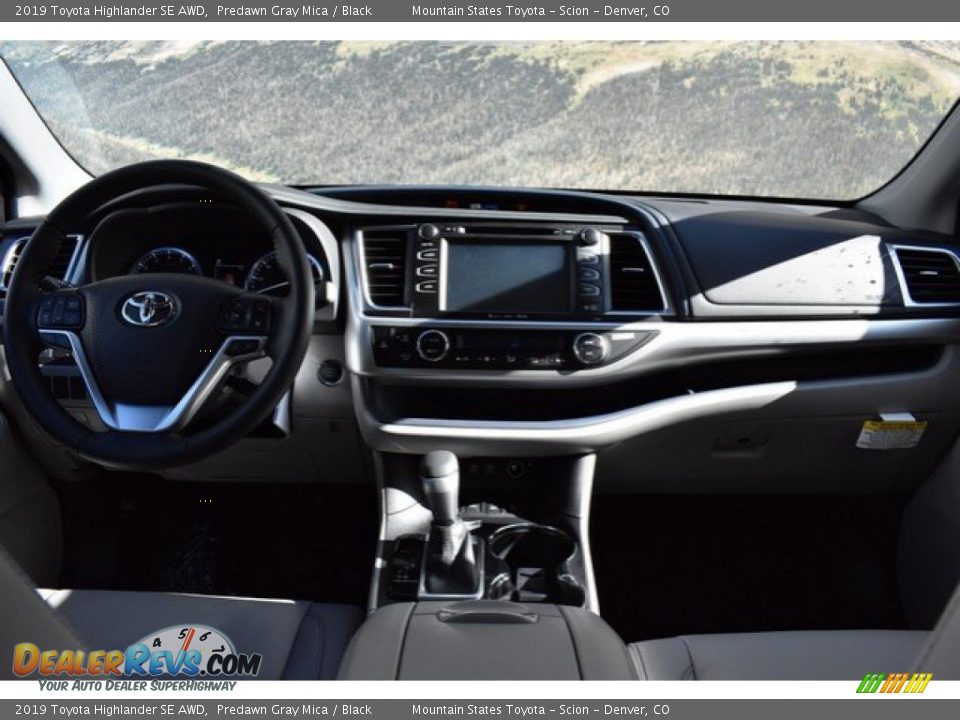 2019 Toyota Highlander SE AWD Predawn Gray Mica / Black Photo #8