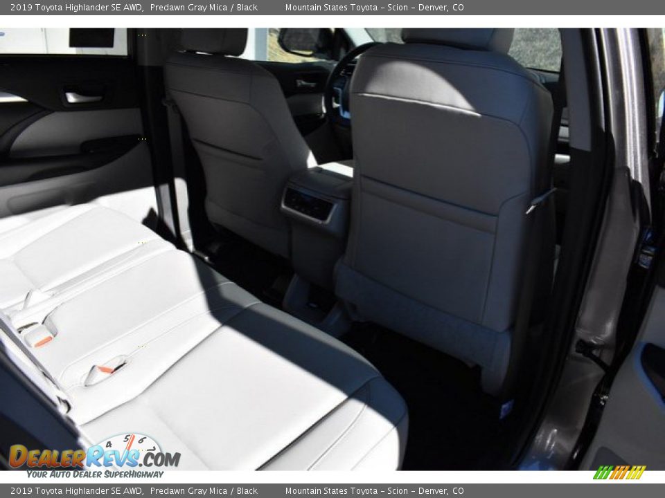 2019 Toyota Highlander SE AWD Predawn Gray Mica / Black Photo #19